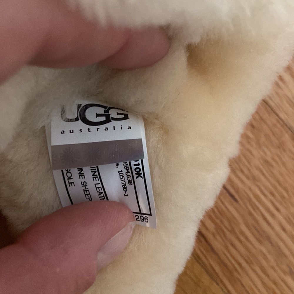 Tall UGGs - Picture 5 of 6